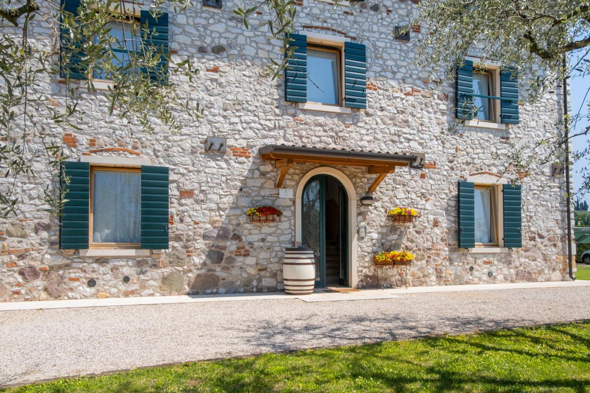 Agriturismo Le Ginestre Lazise Exterior foto